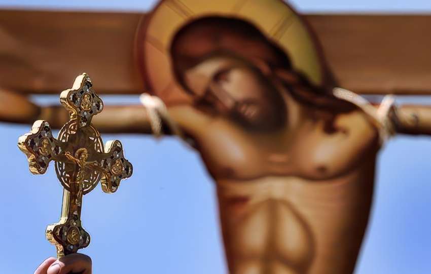 crucea domnul iisus